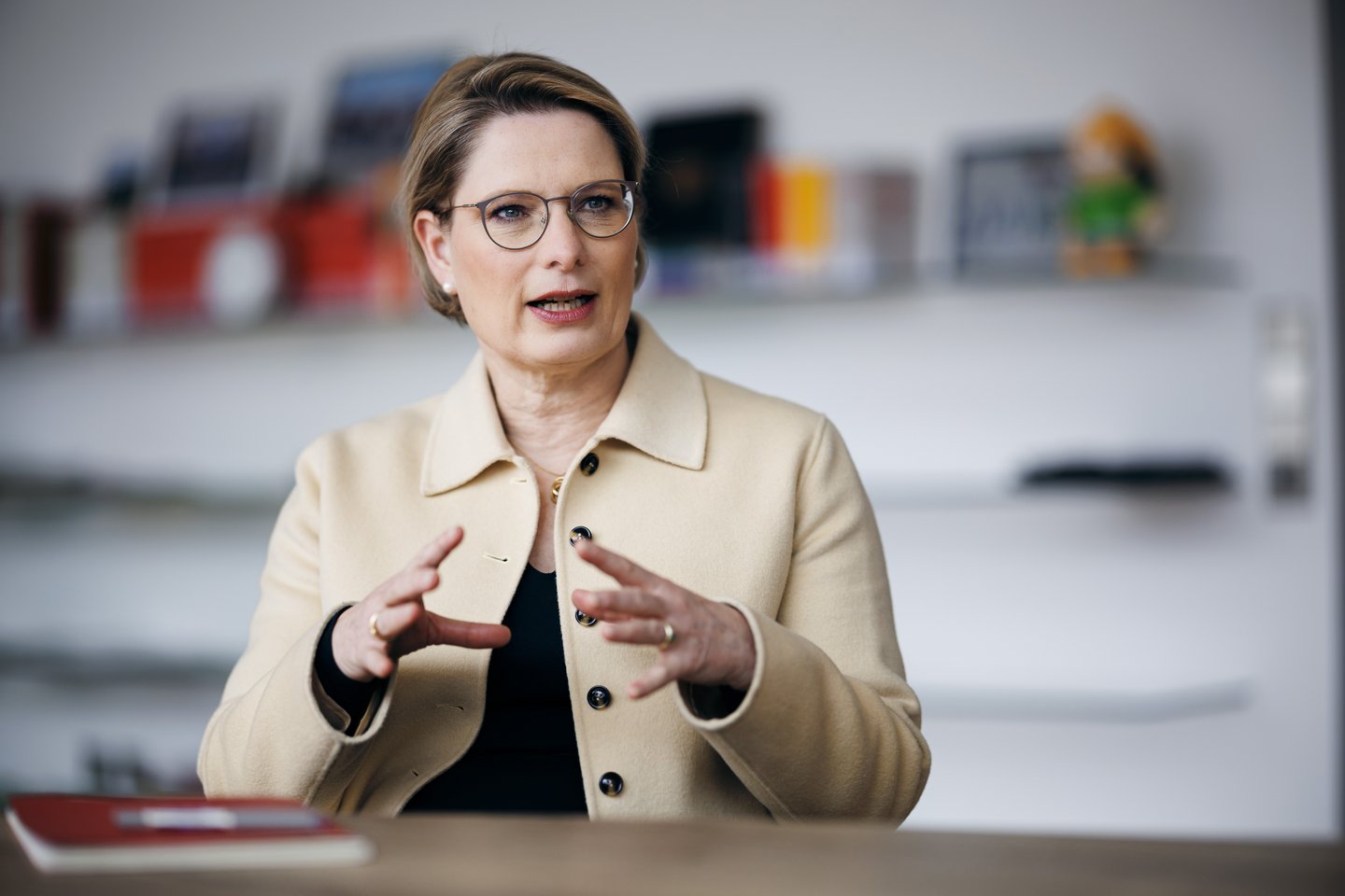 Dr. Stefanie Hubig